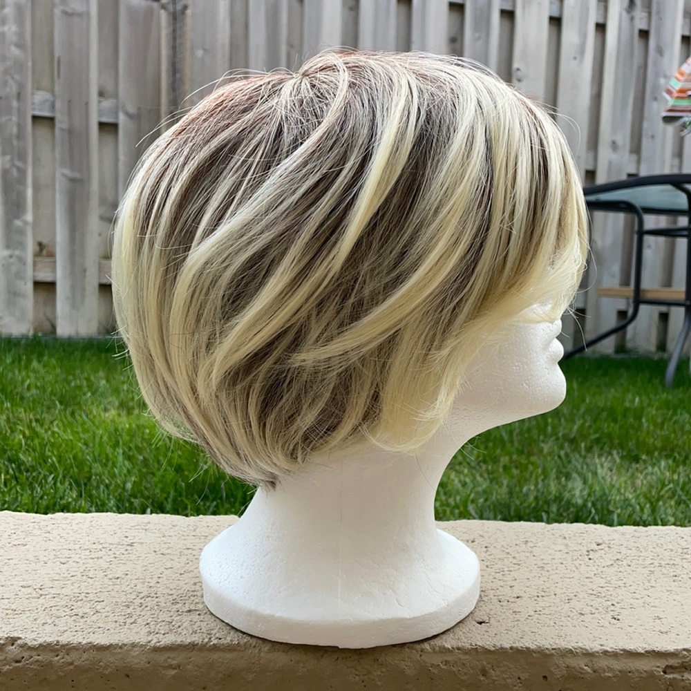 NWT 9” dark blonde root, vanilla cream blonde tips unisex womens mens